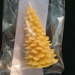 100% Natural Beeswax candle. Hand made